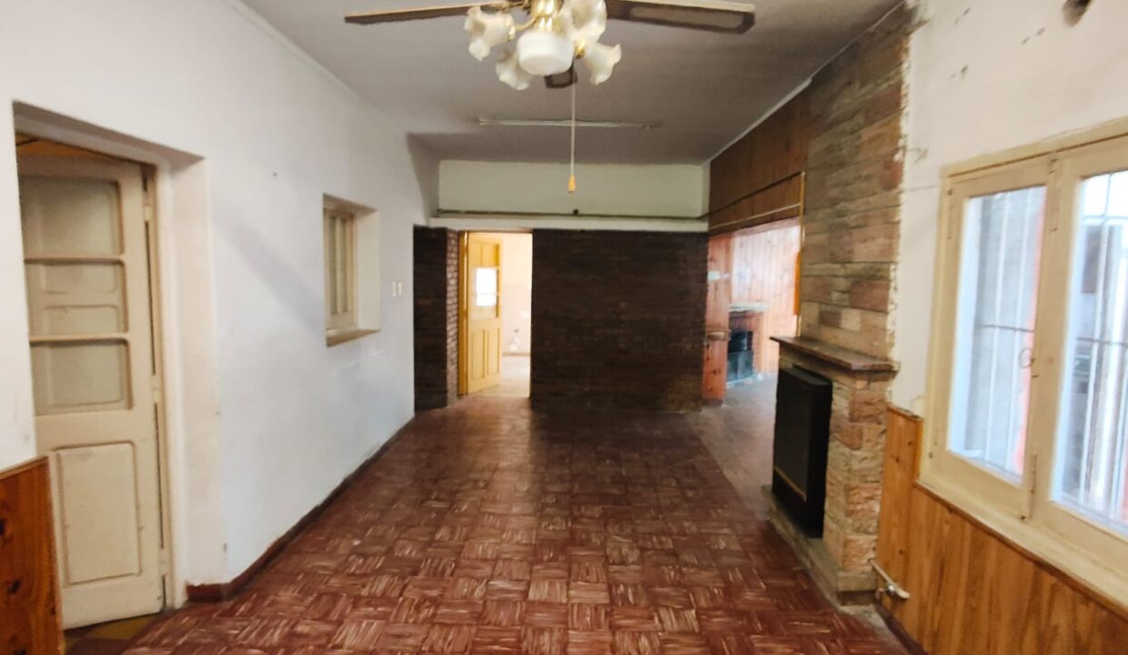 WhatsApp Image 2025-08-29 at 19.22.44