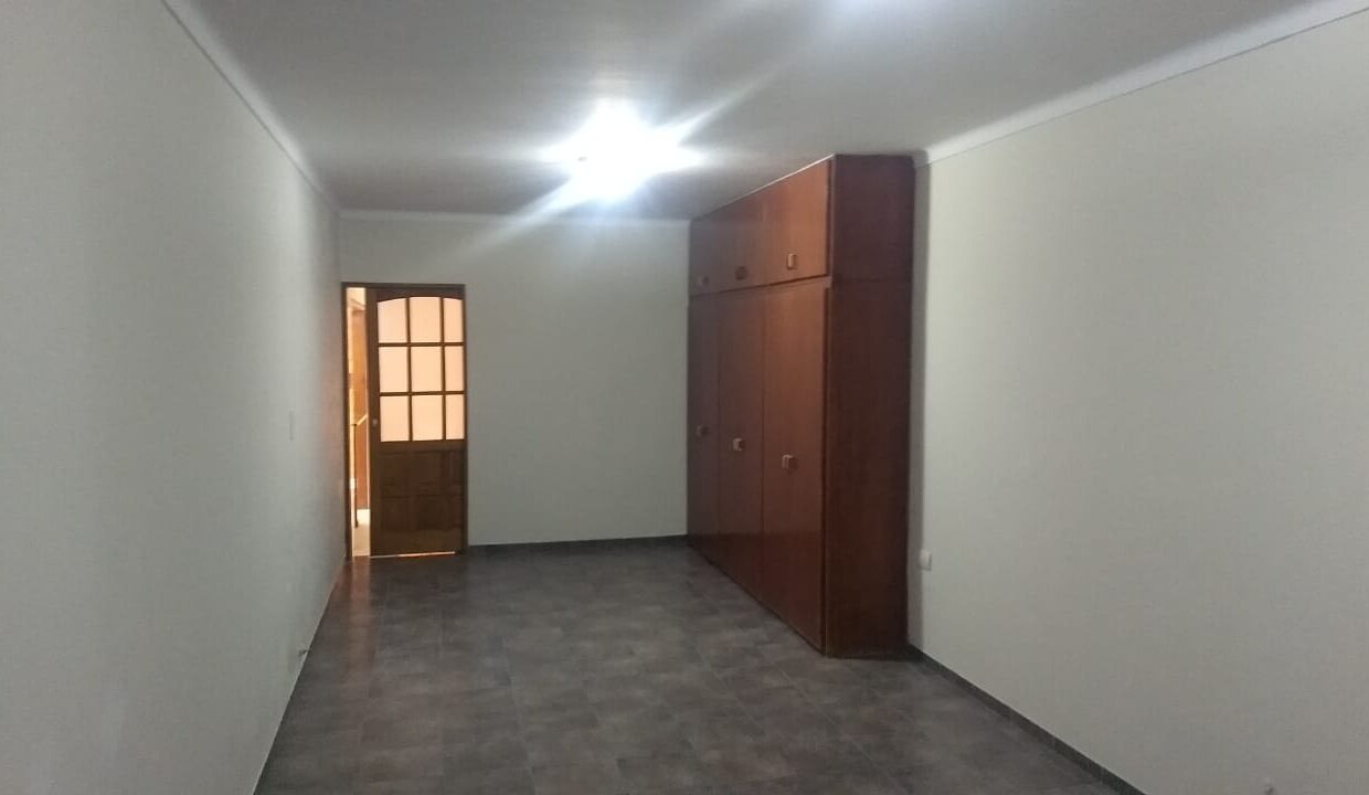6e519749-2ce7-4955-9123-52f3ffe33051